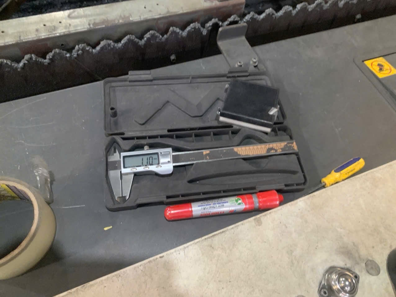 Digital caliper